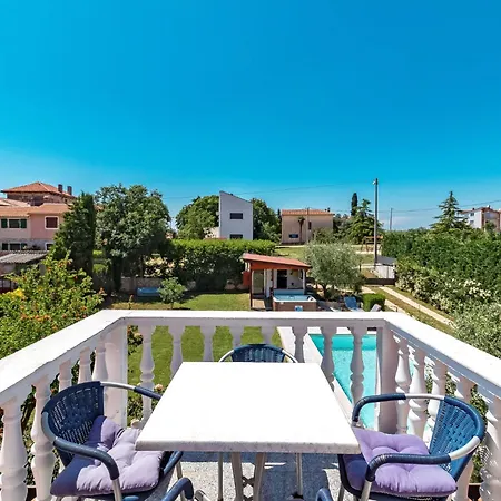 Apartment Petar-2 By Interhome Tar-Vabriga